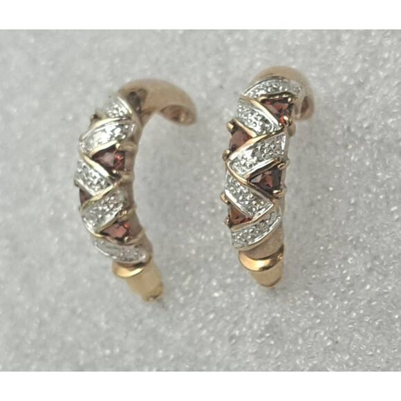 Pretty Vintage Genuine Garnet & Diamond Accent Half Huggie "J" Hoop Earrings - Picture 2 of 5